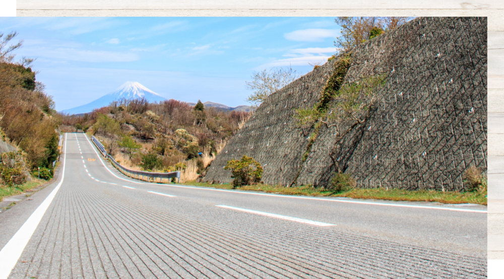 絶景の中を突き進む爽快感